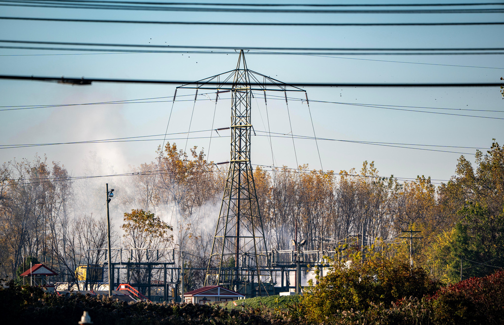 Toledo, Ohio, mayor says employee error caused chemical leak, lifts remaining evacuation orders